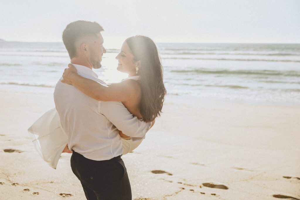 Postboda en la Playa de Traba de Laxe de Laura y fabio