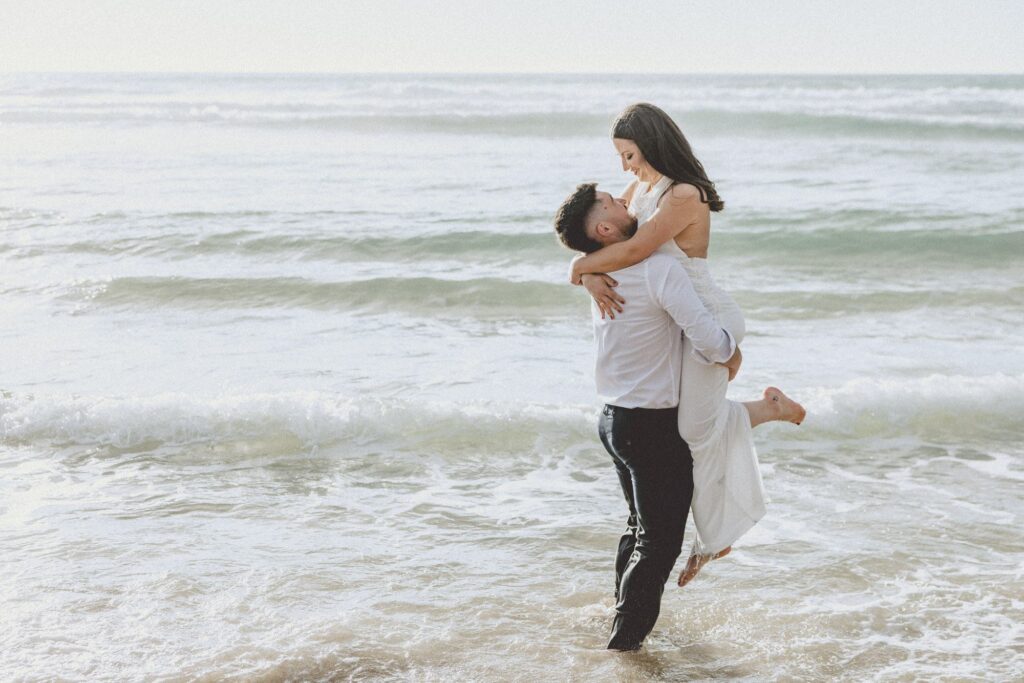 Postboda en la Playa de Traba de Laxe de Laura y fabio